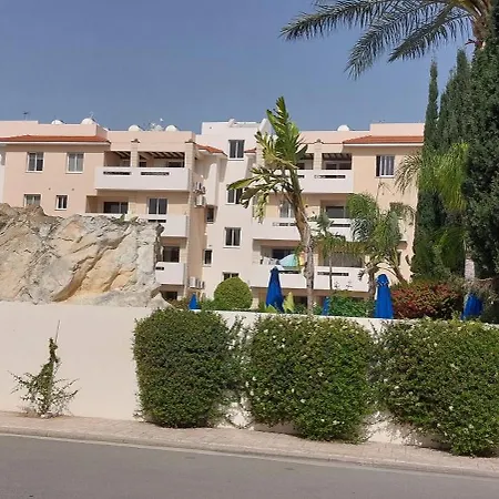Village - C107 * Pyla